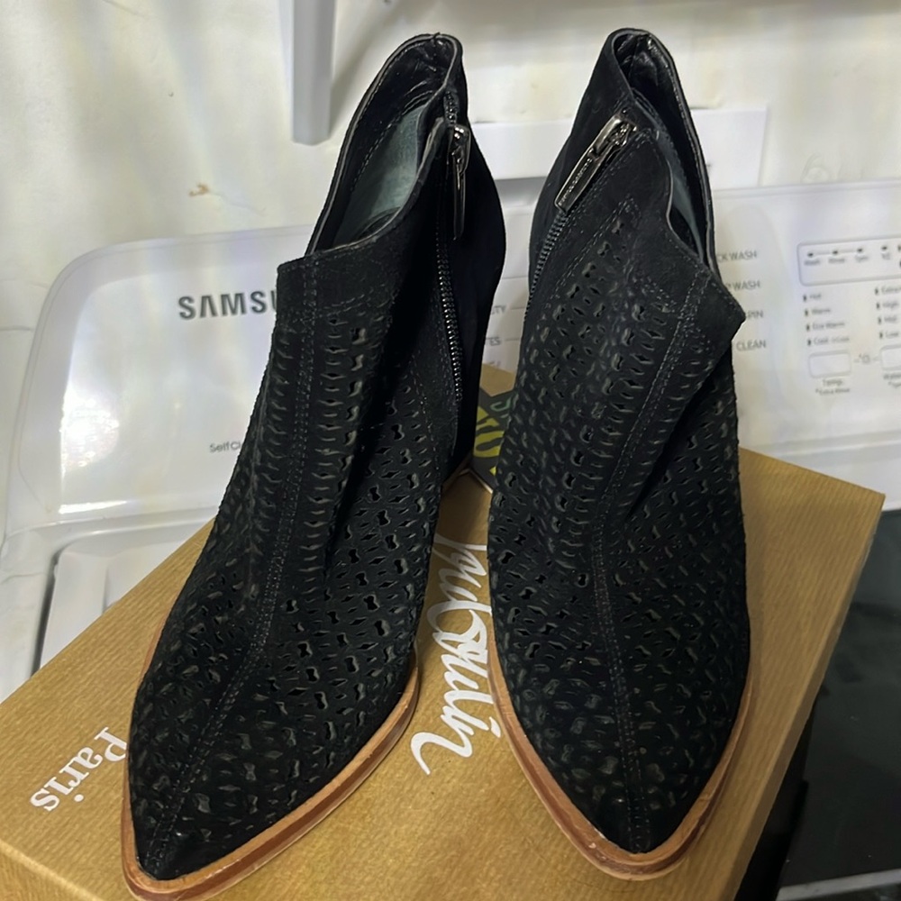Vince Camuto bootie